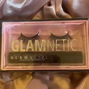 Glamnetic Verified Magnetic Eyelashes with Black Liquid Eyeliner-NIB